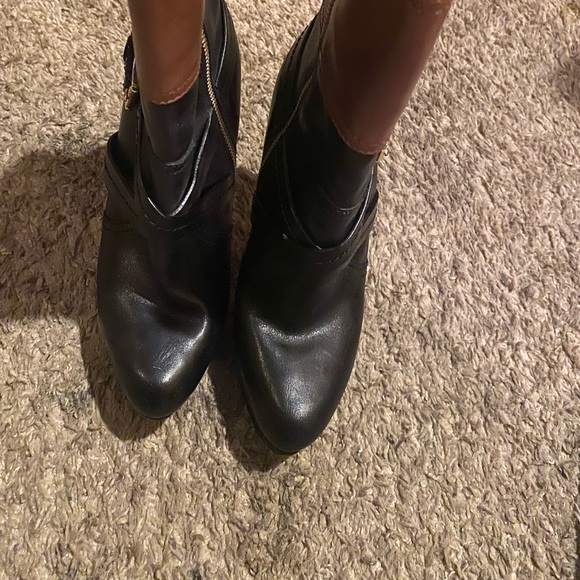 COPY - Michael Kors boots no refund - Picture 2 of 3